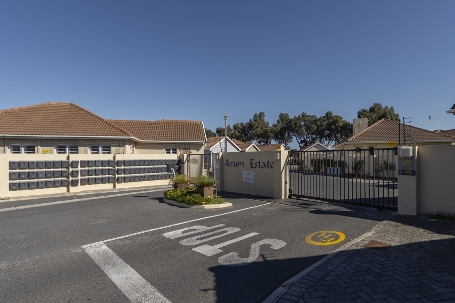 2 Bedroom Property for Sale in Strand Central Western Cape
